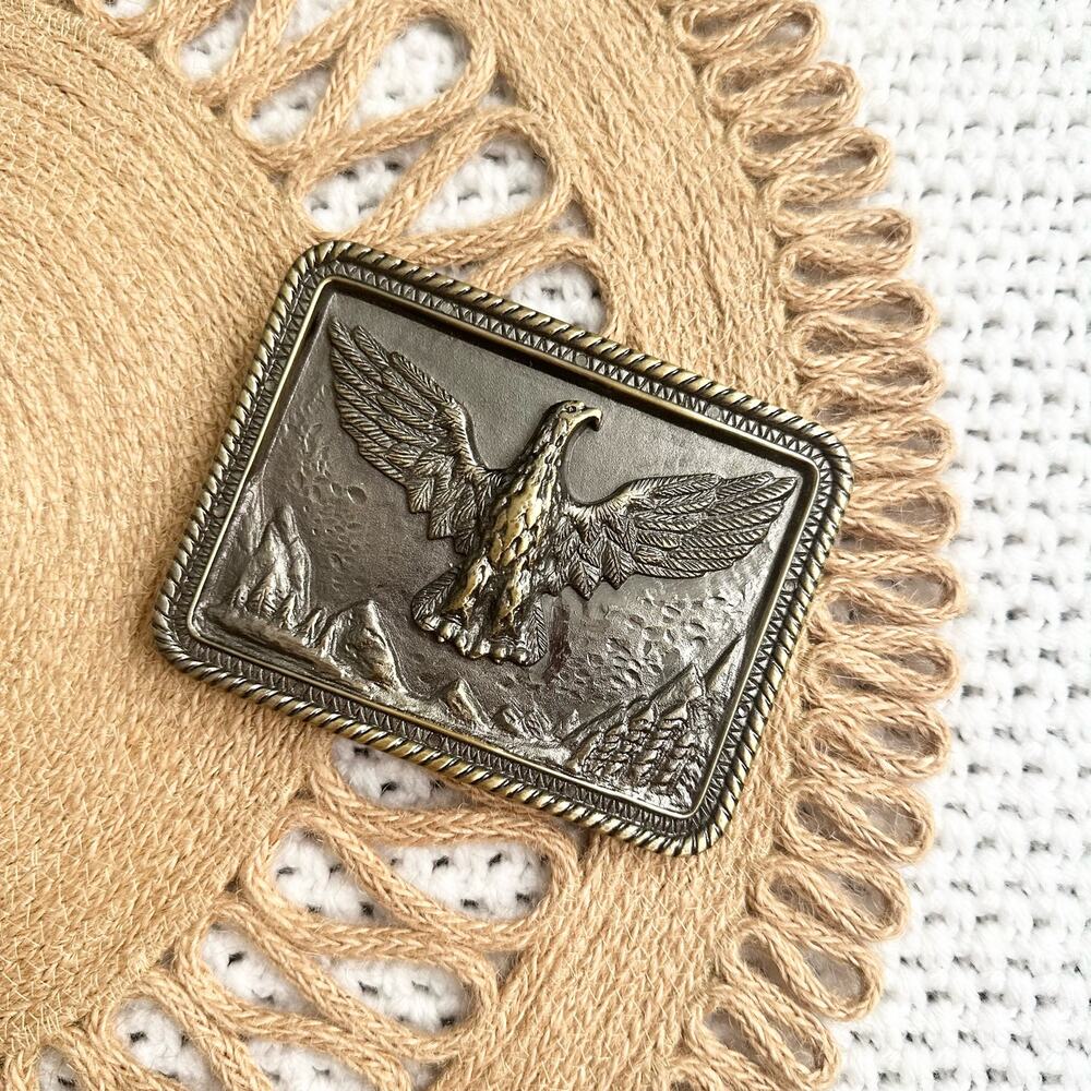 Brass Metal NOS Bald Eagle Spread Wings Soaring Mountains Trees Belt Buckle